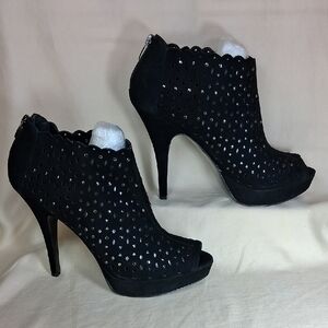 Enzo Angiolini Black Cutout Heels